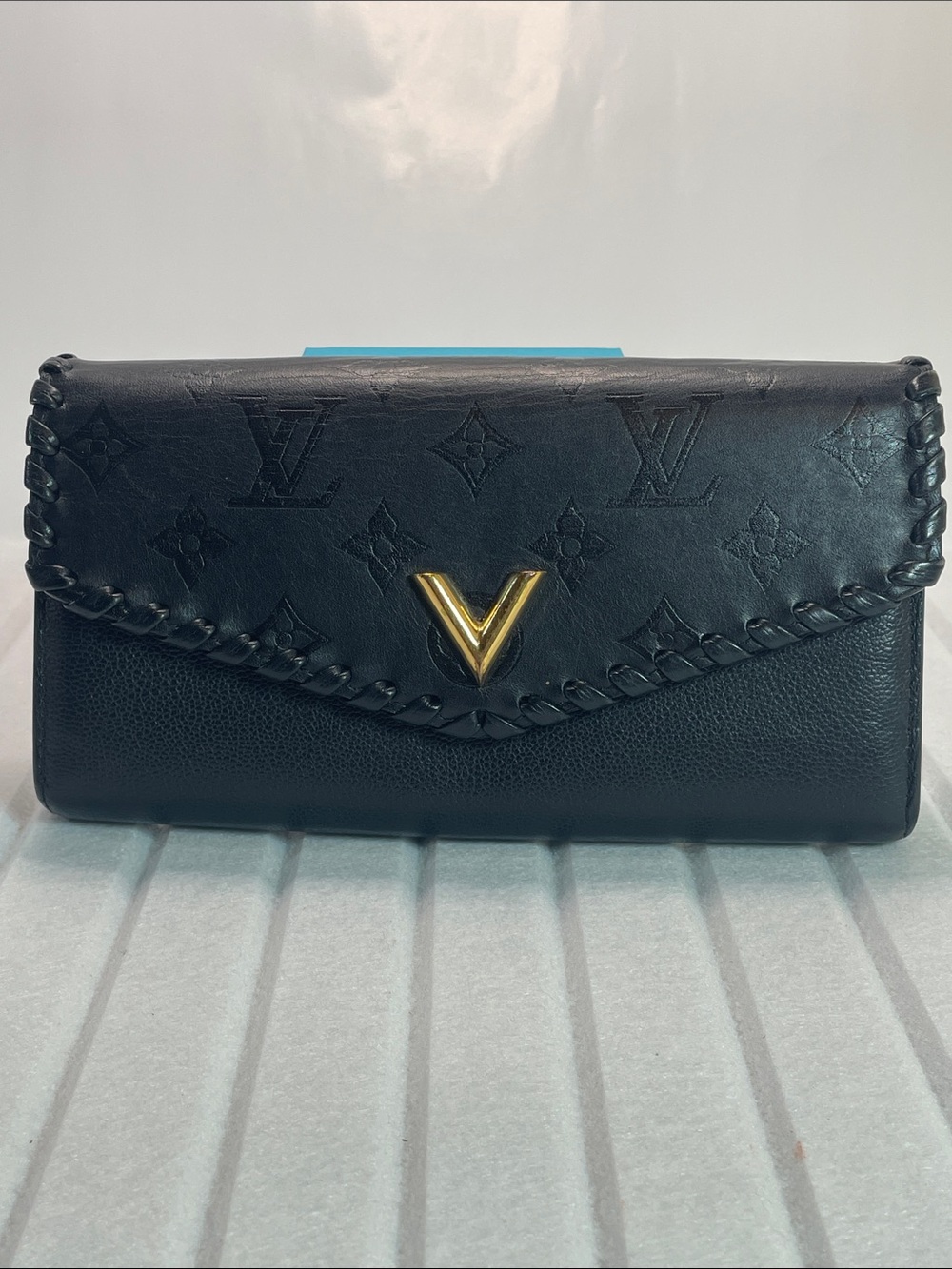 Authentic Louis Vuitton Black Monogram Plume V-Leather Wallet with Gold V